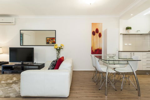 Forrest St - Surfers Paradise Gold Coast 5