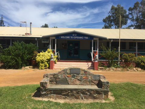 Esperance YHA - Surfers Paradise Gold Coast 6