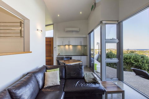 Aquatic Visions - Surfers Paradise Gold Coast 10