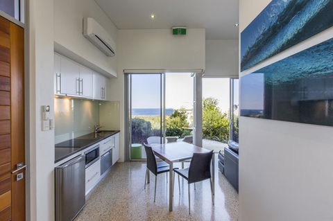 Aquatic Visions - Surfers Paradise Gold Coast 9