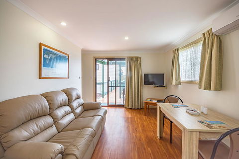 Queechy Motel - Surfers Paradise Gold Coast 38