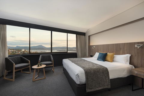 Wrest Point - Surfers Paradise Gold Coast 14