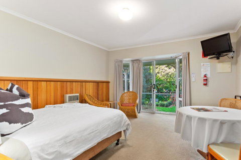 Anabel\'s Of Scottsdale - Surfers Paradise Gold Coast 5