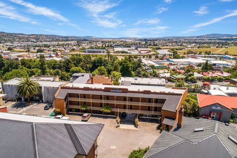 Coach House Launceston - Surfers Paradise Gold Coast 32