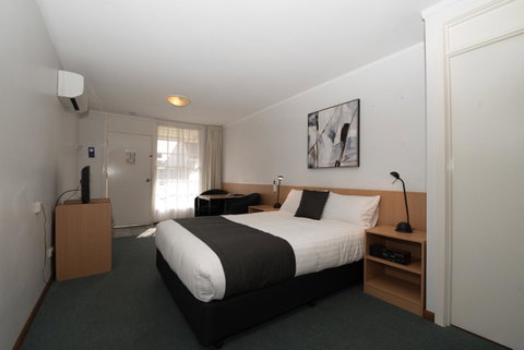 Barclay Motor Inn - Surfers Paradise Gold Coast 2