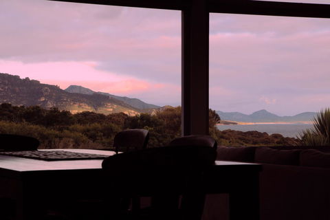 Eagle Peaks At Freycinet - Surfers Paradise Gold Coast 18