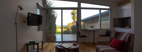 Eagle Peaks At Freycinet - Surfers Paradise Gold Coast 11