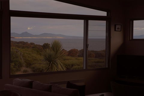 Eagle Peaks At Freycinet - Surfers Paradise Gold Coast 20