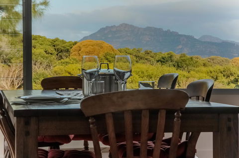 Eagle Peaks At Freycinet - Surfers Paradise Gold Coast 30