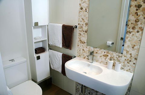 Eagle Peaks At Freycinet - Surfers Paradise Gold Coast 29