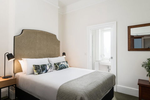 The Florance - Surfers Paradise Gold Coast 44