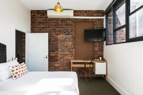 The Florance - Surfers Paradise Gold Coast 38