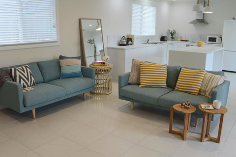 Sisters Beach Paradise - Surfers Paradise Gold Coast 0