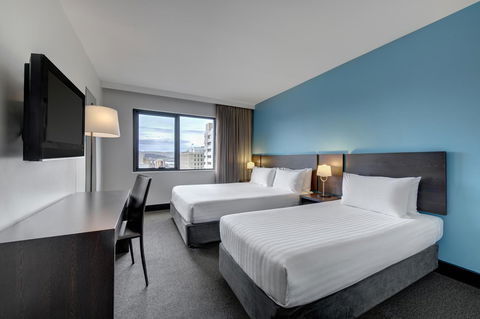 Travelodge Hotel Hobart - Surfers Paradise Gold Coast 6