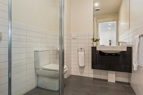 110 Hampden Apartments - Surfers Paradise Gold Coast 21