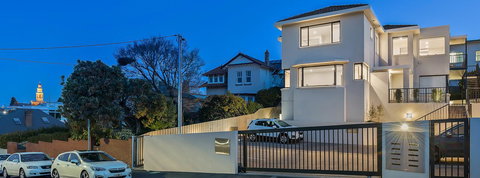 110 Hampden Apartments - Surfers Paradise Gold Coast 10