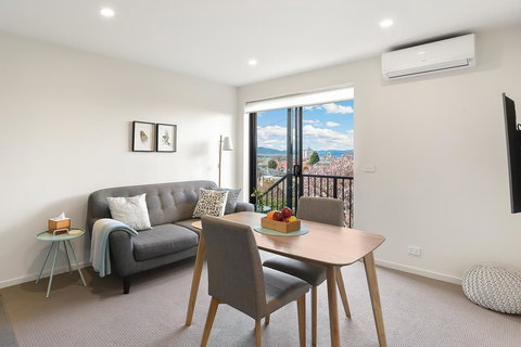 110 Hampden Apartments - Surfers Paradise Gold Coast 12