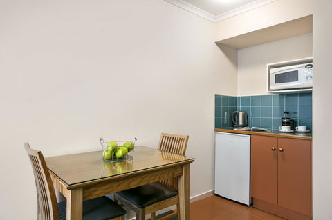 Hobart Waterfront Apartments - Surfers Paradise Gold Coast 11