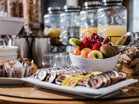 Lenna Of Hobart - Surfers Paradise Gold Coast 2