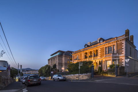 Lenna Of Hobart - Surfers Paradise Gold Coast 21