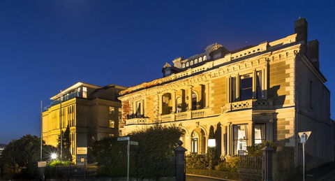 Lenna Of Hobart - Surfers Paradise Gold Coast 0