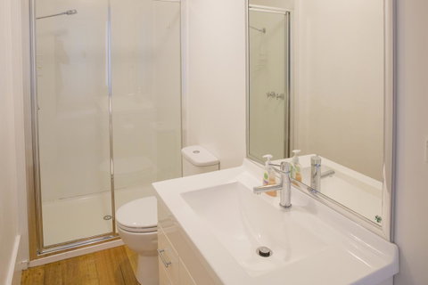 Highbury Apartments - Surfers Paradise Gold Coast 8