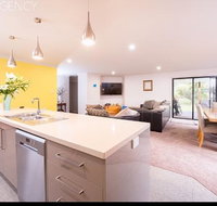 Euphoria House - Surfers Paradise Gold Coast