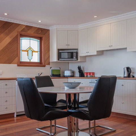 Cod Rock Point - Surfers Paradise Gold Coast 10