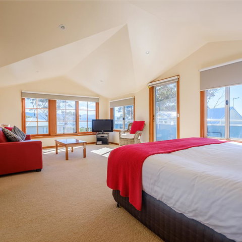 Cod Rock Point - Surfers Paradise Gold Coast 11