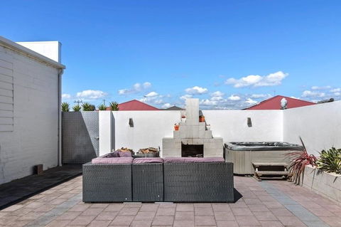 Ruby Soho Villas - Surfers Paradise Gold Coast 4