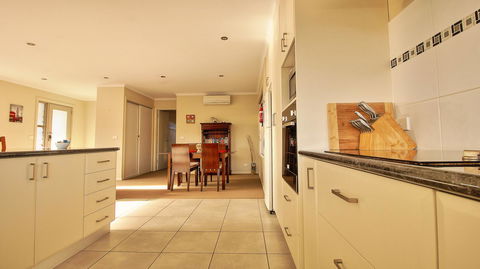 Hobart Villa - Surfers Paradise Gold Coast 5