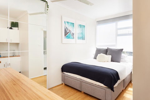 Newly Renovated Studio W Communal Rooftop Terrace - Surfers Paradise Gold Coast 1