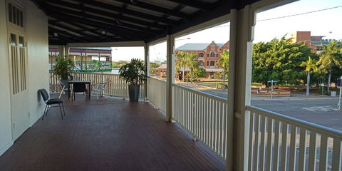 Newmarket Hotel - Surfers Paradise Gold Coast 1