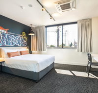 Nightcap at Chardons Corner Hotel - Surfers Paradise Gold Coast