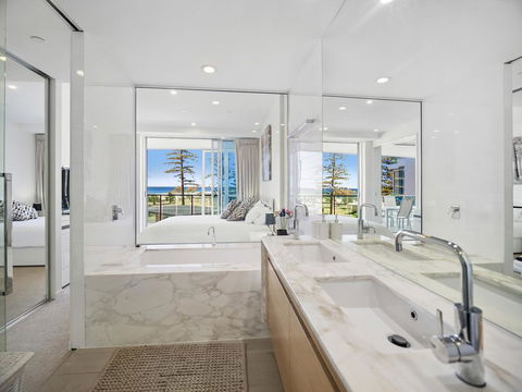 Nirvana By The Sea - Surfers Paradise Gold Coast 3