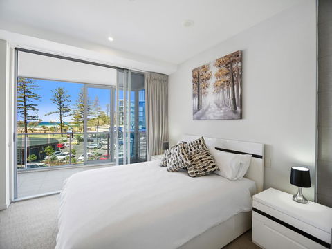 Nirvana By The Sea - Surfers Paradise Gold Coast 2