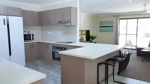 Noosa North Shore Retreat - Surfers Paradise Gold Coast 3