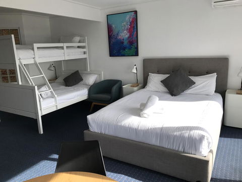 North Pier Hotel - Surfers Paradise Gold Coast 3