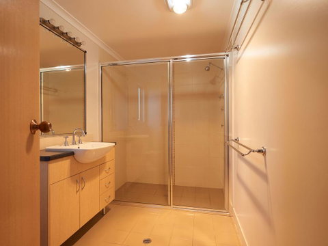 NRMA Bathurst Panorama Holiday Park - Surfers Paradise Gold Coast 2