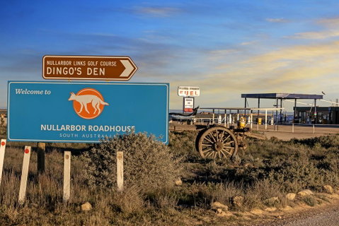 Nullarbor Roadhouse - Surfers Paradise Gold Coast 0
