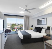 Oaks Mackay Carlyle Suites - Surfers Paradise Gold Coast