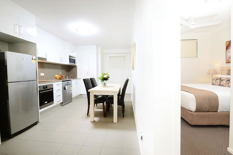 Oaks Moranbah Suites - Surfers Paradise Gold Coast 3