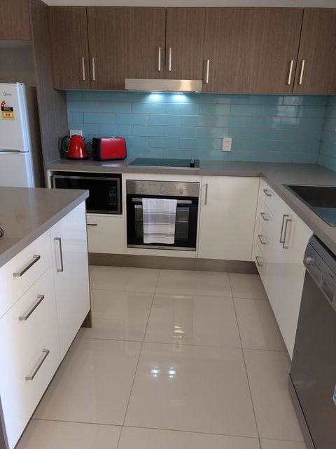 Oasis Private 2 Bed Apartment - Surfers Paradise Gold Coast 3