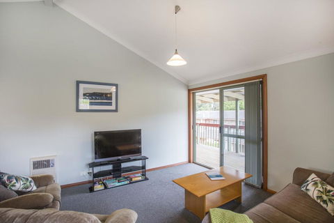 Ocean 1/38 - Ocean's Apartment - Surfers Paradise Gold Coast 2