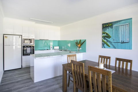 Ocean Breeze - Fathoms 3 - Surfers Paradise Gold Coast 1