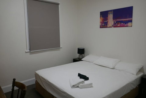 Okeefes Hotel Backpackers - Surfers Paradise Gold Coast 1