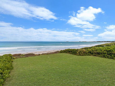 ONE FISH, TWO FISH - Surfers Paradise Gold Coast 1