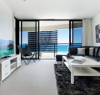 Oracle Sleek  Stylish 2 Bedroom Ocean View - Surfers Paradise Gold Coast