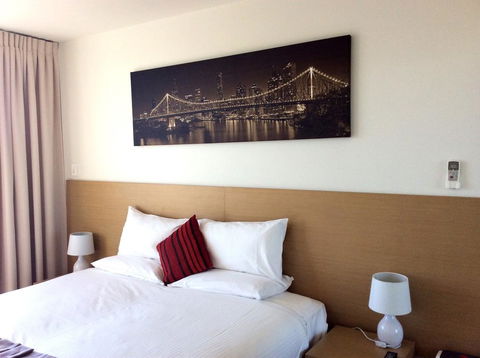 PA Apartments - Surfers Paradise Gold Coast 2