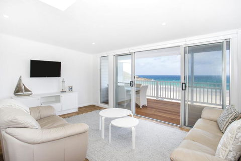 Pa's Beach House - Apartment 2 - Surfers Paradise Gold Coast 2